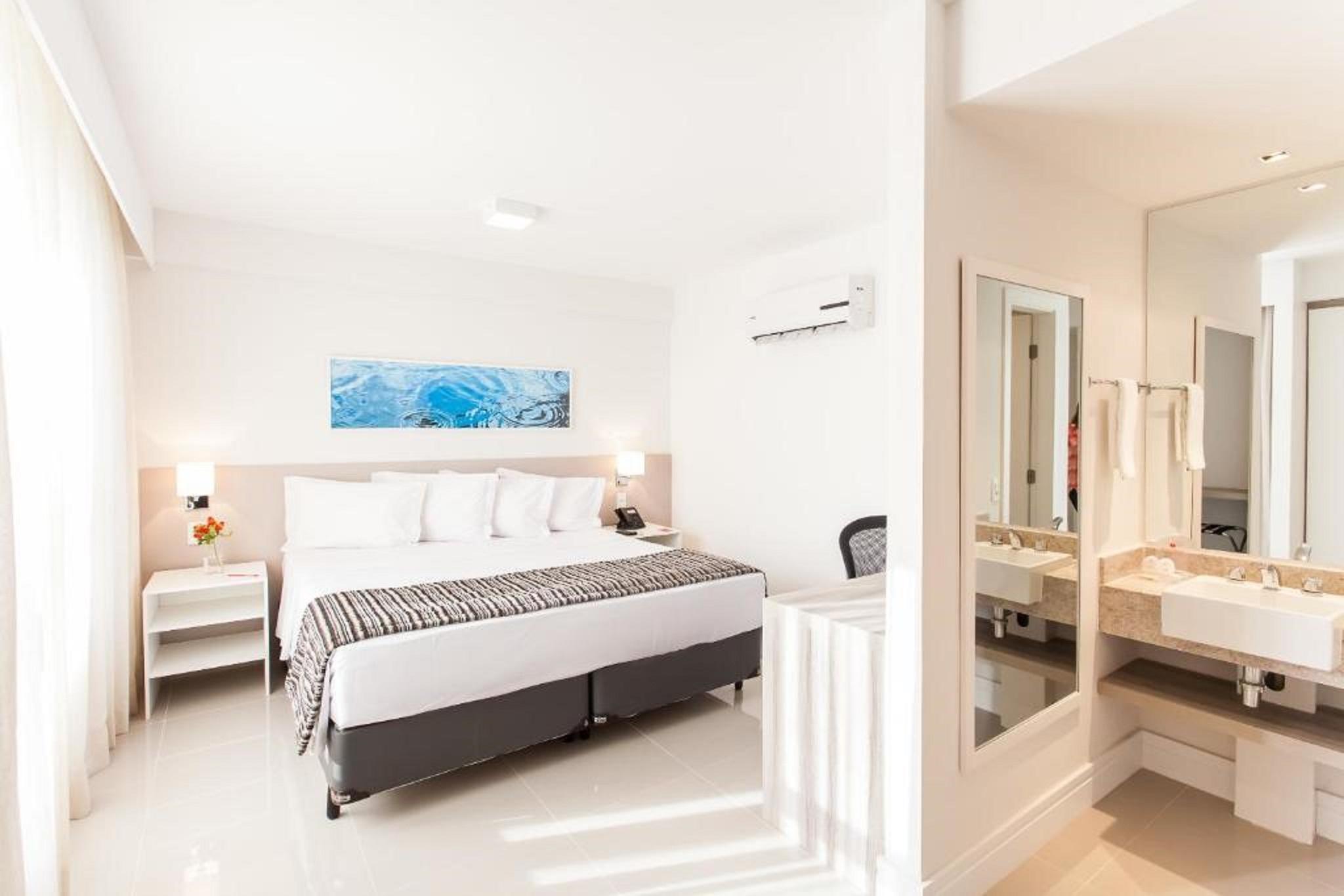 Ramada Hotel & Suites Campos Pelinca Campos dos Goytacazes Kültér fotó