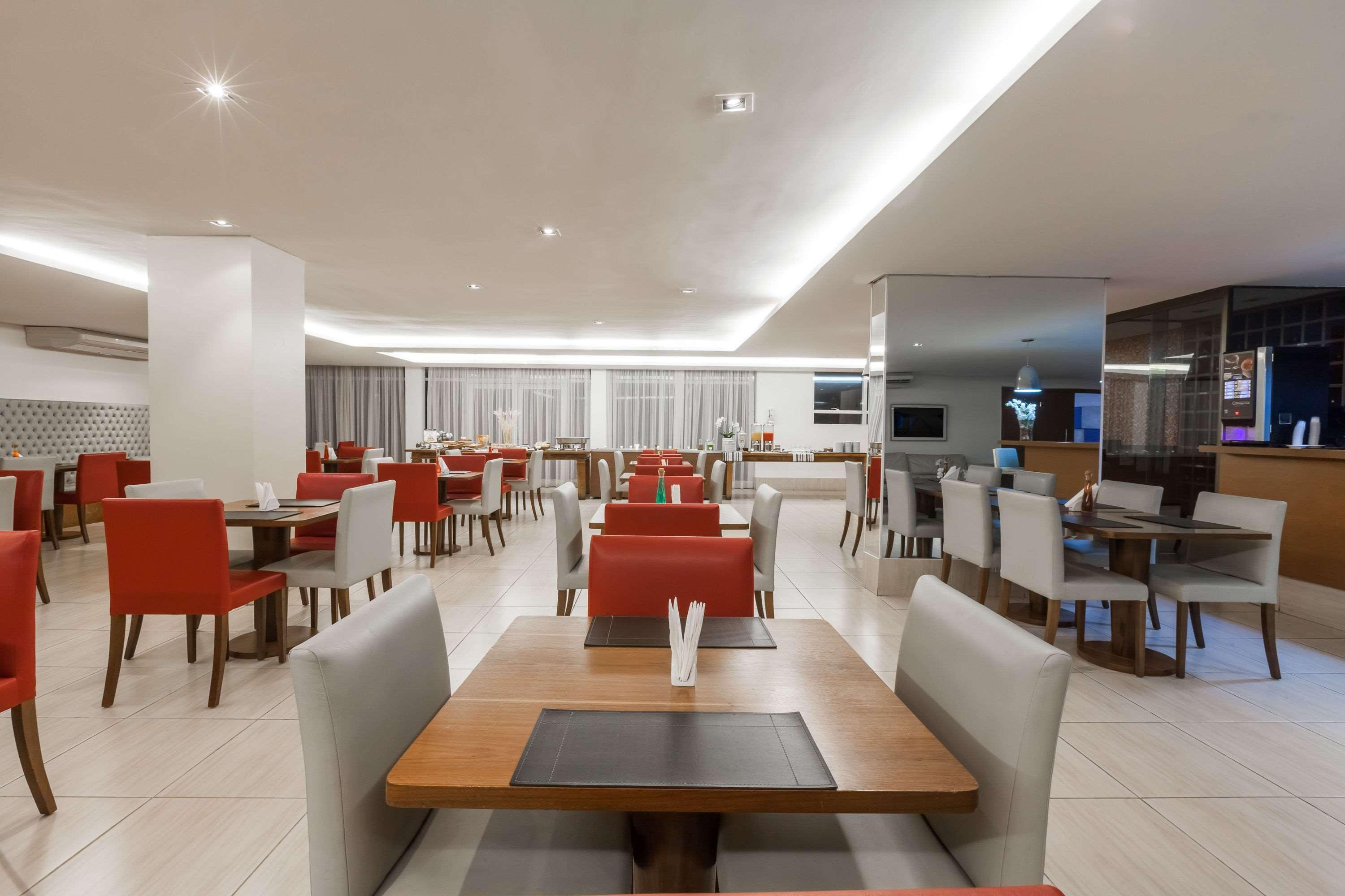 Ramada Hotel & Suites Campos Pelinca Campos dos Goytacazes Kültér fotó