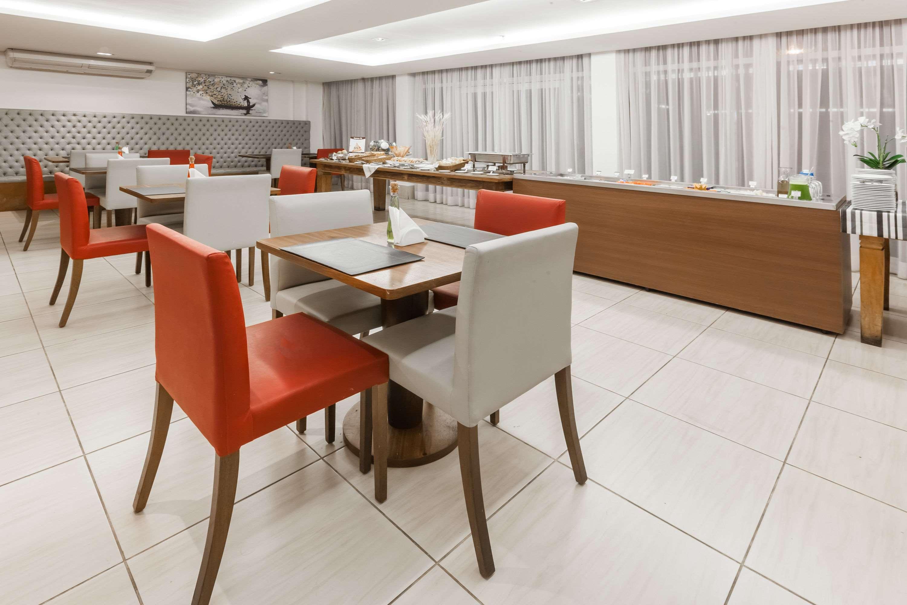 Ramada Hotel & Suites Campos Pelinca Campos dos Goytacazes Kültér fotó