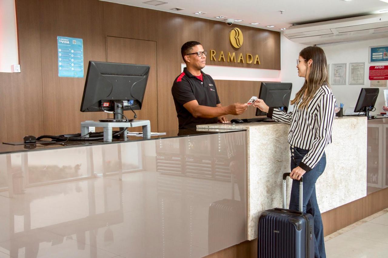 Ramada Hotel & Suites Campos Pelinca Campos dos Goytacazes Kültér fotó