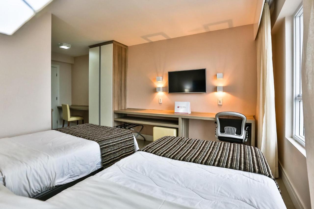 Ramada Hotel & Suites Campos Pelinca Campos dos Goytacazes Kültér fotó