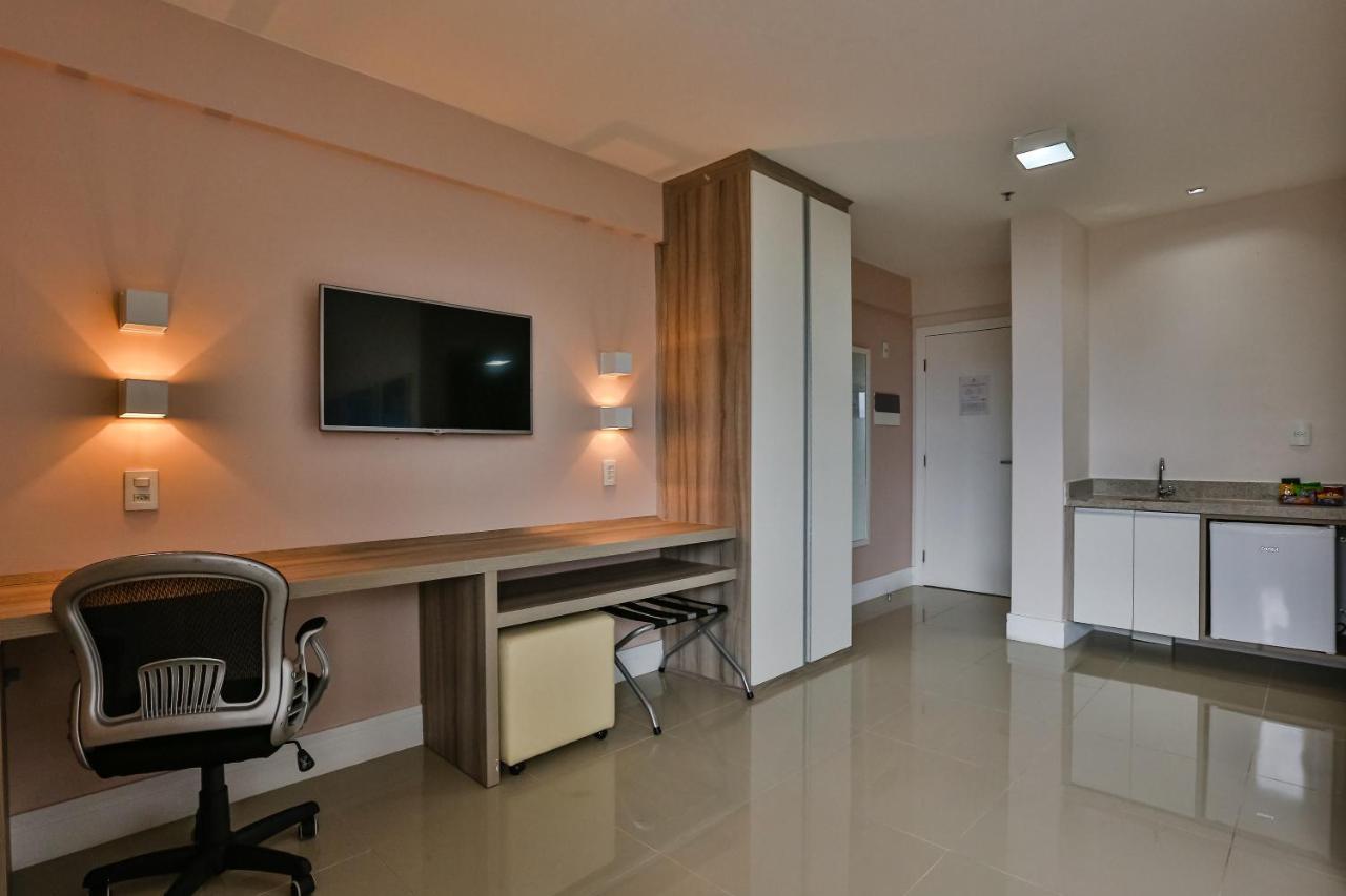 Ramada Hotel & Suites Campos Pelinca Campos dos Goytacazes Kültér fotó